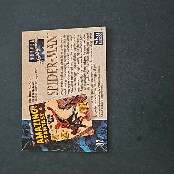 1992 Marvel masterpieces Spiderman error cut trading card. - Picture 3 of 3